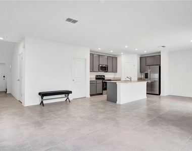 1713 White Water Court - Photo Thumbnail 10