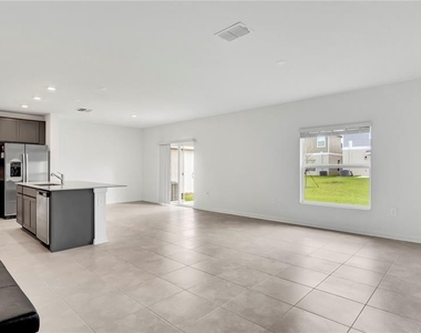 1713 White Water Court - Photo Thumbnail 9