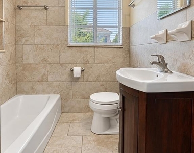 701 Palmer Street - Photo Thumbnail 12