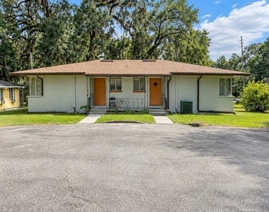 701 Palmer Street - Photo Thumbnail 2
