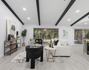 300 E Sweetwater Creek Drive - Photo Thumbnail 6