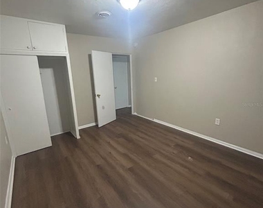 267 Seminole Avenue - Photo Thumbnail 5