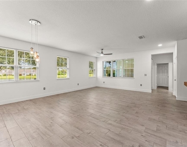 13701 Beckman Drive - Photo Thumbnail 9