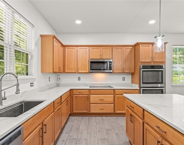 13701 Beckman Drive - Photo Thumbnail 4