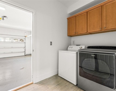 13701 Beckman Drive - Photo Thumbnail 22