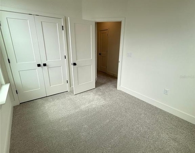 15027 Groveside Road - Photo Thumbnail 24