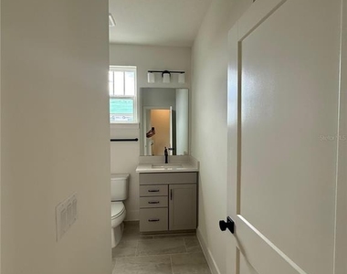 15027 Groveside Road - Photo Thumbnail 32