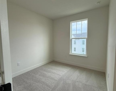 15027 Groveside Road - Photo Thumbnail 28