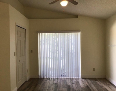 176 Dahlia Village Circle - Photo Thumbnail 5
