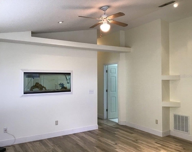 176 Dahlia Village Circle - Photo Thumbnail 2