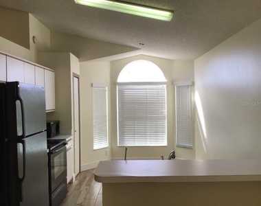 176 Dahlia Village Circle - Photo Thumbnail 3
