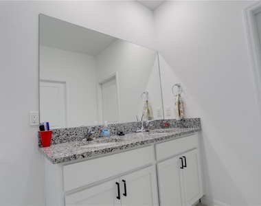 2830 Lingo Lane - Photo Thumbnail 13
