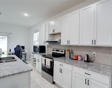 2830 Lingo Lane - Photo Thumbnail 10