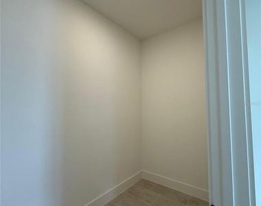 15051 Groveside Road - Photo Thumbnail 5