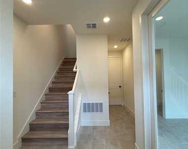 15051 Groveside Road - Photo Thumbnail 2