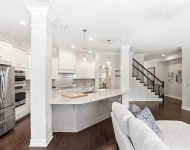 1750 Carollee Lane - Photo Thumbnail 11