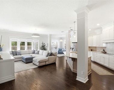 1750 Carollee Lane - Photo Thumbnail 7
