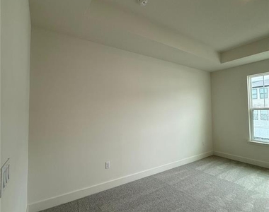 15039 Groveside Road - Photo Thumbnail 31