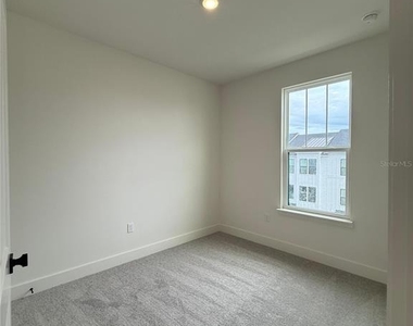 15039 Groveside Road - Photo Thumbnail 34