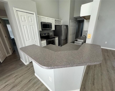 158 Aylesbury Lane - Photo Thumbnail 3