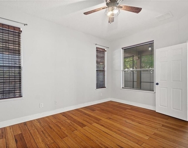 15031 Huntcliff Park Way - Photo Thumbnail 20