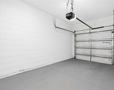 3525 Anibal Street - Photo Thumbnail 5