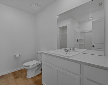 2412 Bevel Lane - Photo Thumbnail 16