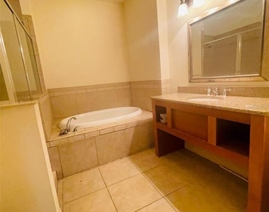 2646 Bella Vista Drive - Photo Thumbnail 19