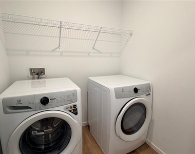615 Artemis Street - Photo Thumbnail 16