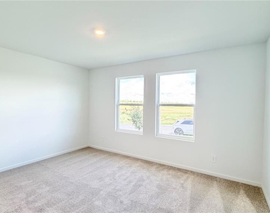 615 Artemis Street - Photo Thumbnail 11