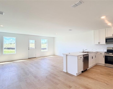 615 Artemis Street - Photo Thumbnail 21