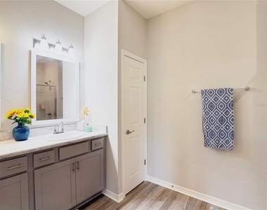 4510 Rapallo Avenue - Photo Thumbnail 9