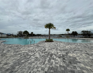 4510 Rapallo Avenue - Photo Thumbnail 30