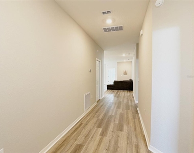 4510 Rapallo Avenue - Photo Thumbnail 17