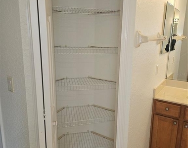 350 Lake Amberleigh Drive - Photo Thumbnail 19