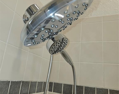 350 Lake Amberleigh Drive - Photo Thumbnail 22