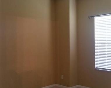 350 Lake Amberleigh Drive - Photo Thumbnail 30