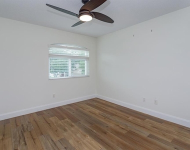 606 Buckhaven Loop - Photo Thumbnail 21