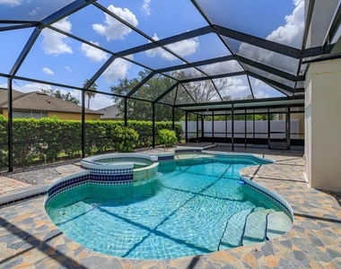 606 Buckhaven Loop - Photo Thumbnail 29