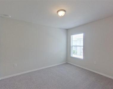 9099 Aegean Circle - Photo Thumbnail 5