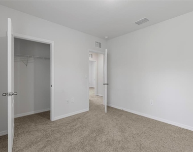326 Caryota Court - Photo Thumbnail 24