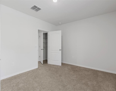 326 Caryota Court - Photo Thumbnail 15