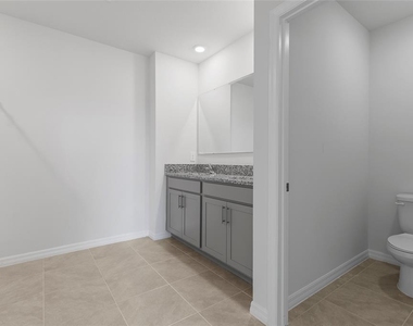 326 Caryota Court - Photo Thumbnail 19