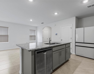 326 Caryota Court - Photo Thumbnail 11