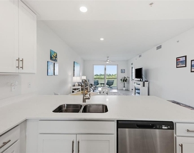 17625 Opal Sand Drive - Photo Thumbnail 11