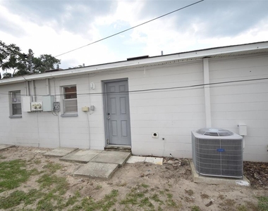 891 Schoolhouse Road - Photo Thumbnail 17