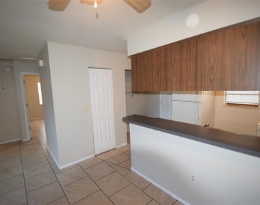 891 Schoolhouse Road - Photo Thumbnail 13