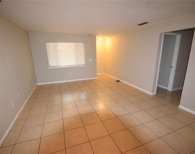 2237 Bordeau Court - Photo Thumbnail 5