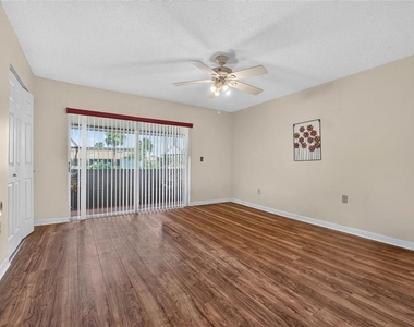2500 21st Street Nw - Photo Thumbnail 4