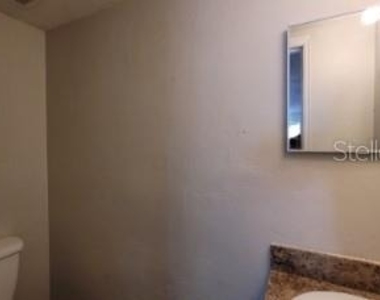 513 Sw 68th Terrace - Photo Thumbnail 5